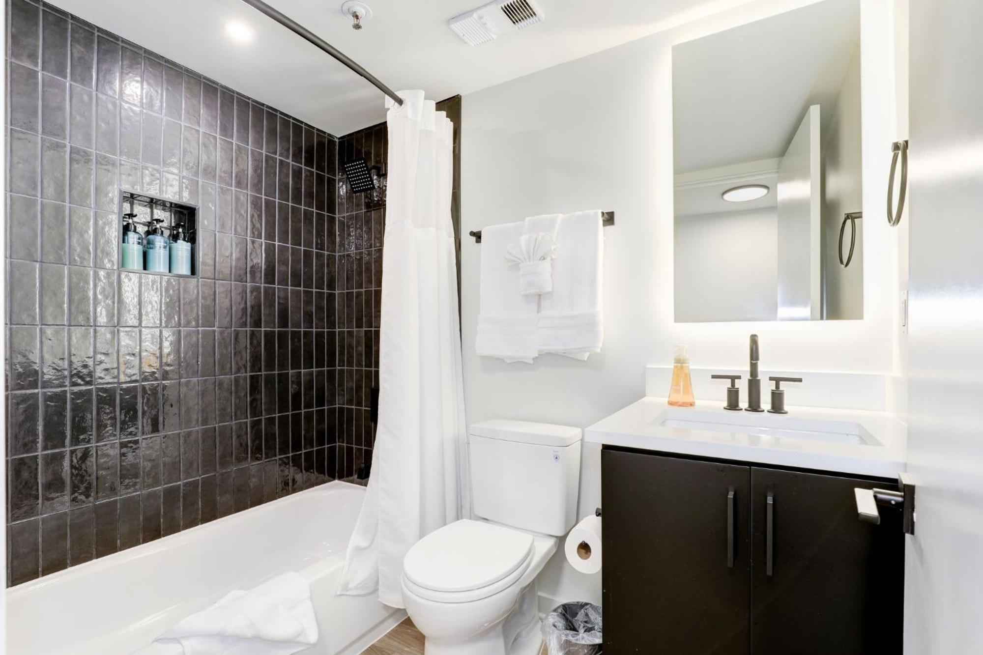 2Br Executive Apartment In Prime Location Arlington Exterior foto